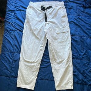 Levi’s Men’s Khaki Cargo Pants with built-in belt